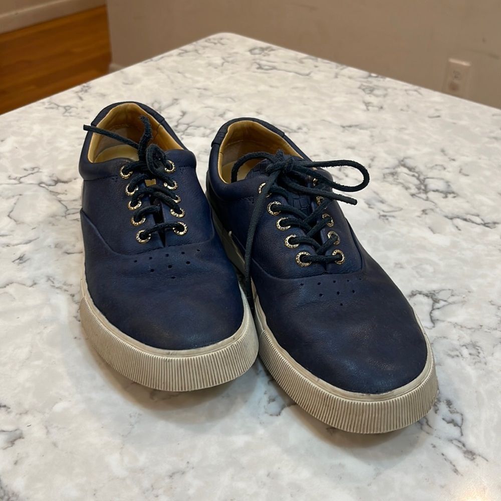 Sperry Men’s Size 7.5 Gold Cup Striper Plushwave Sneakers Navy